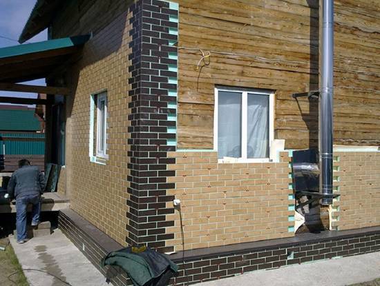 Фасадни панели с изолация за външна декорация на къщата