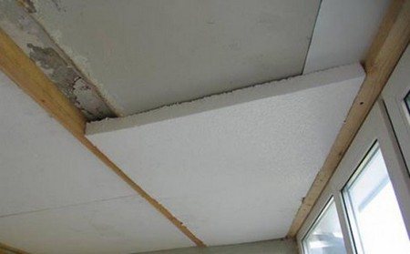 как да изолирате тавана на лоджията