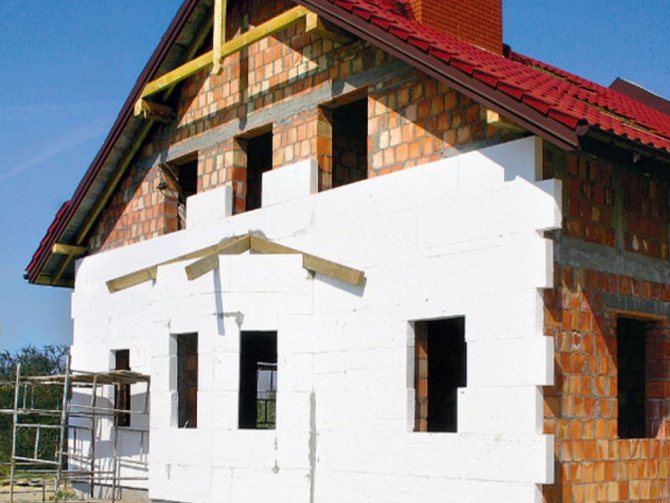 Изолация на фасадата на къщата с полистирол - снимка 9