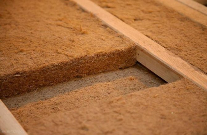 Подова изолация с минерална вата: технология на устройството в дървена къща