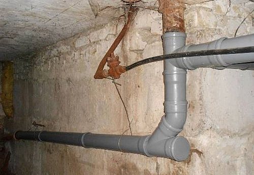 Подмяна на тройник в канализационен щранг